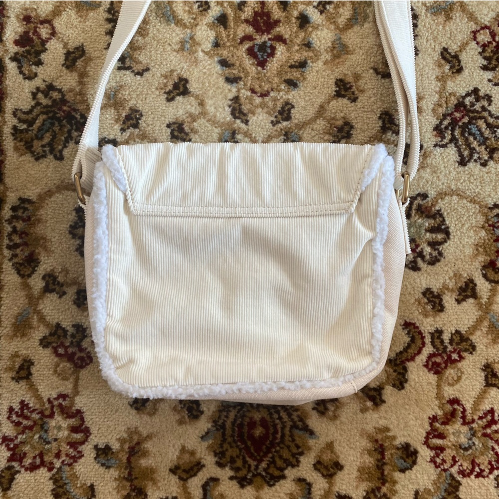 Brandy Melville Messenger Bag NWOT - Picture 5 of 6